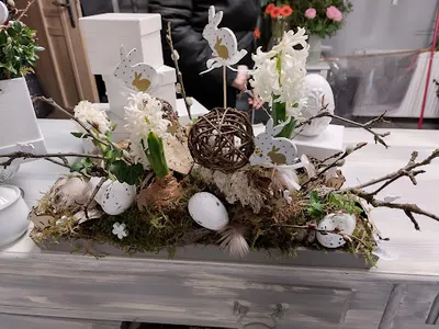 Kwiaciarnia Impresja - kompozycje kwiatowe, wiązanki, wieńce, stroiki świąteczne.